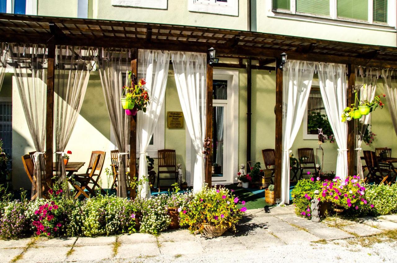 Trubarjev Art Boutique Hotel Laško Exterior foto