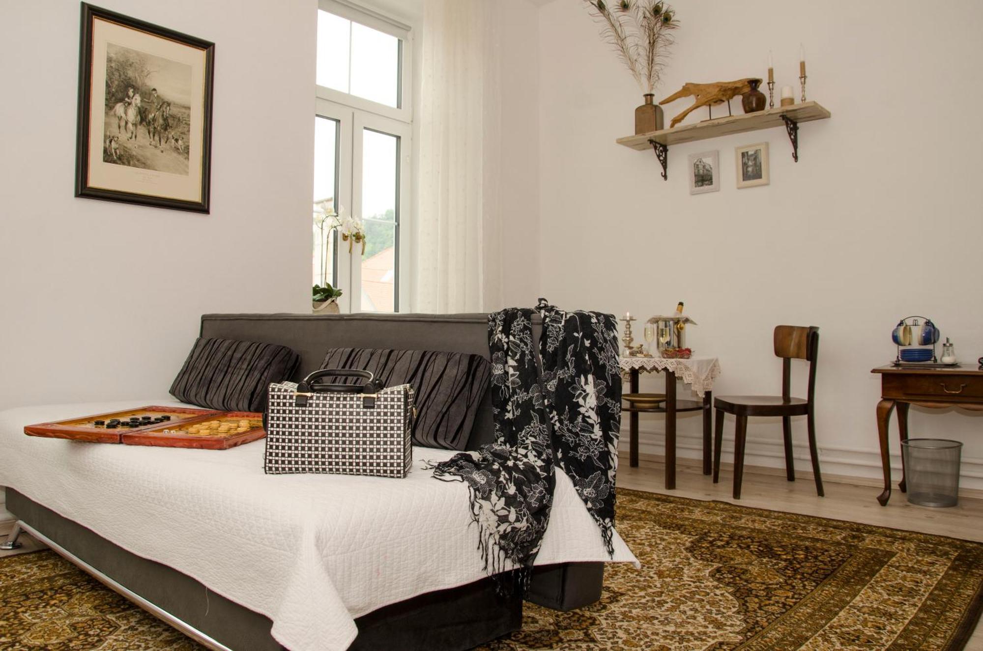 Trubarjev Art Boutique Hotel Laško Zimmer foto