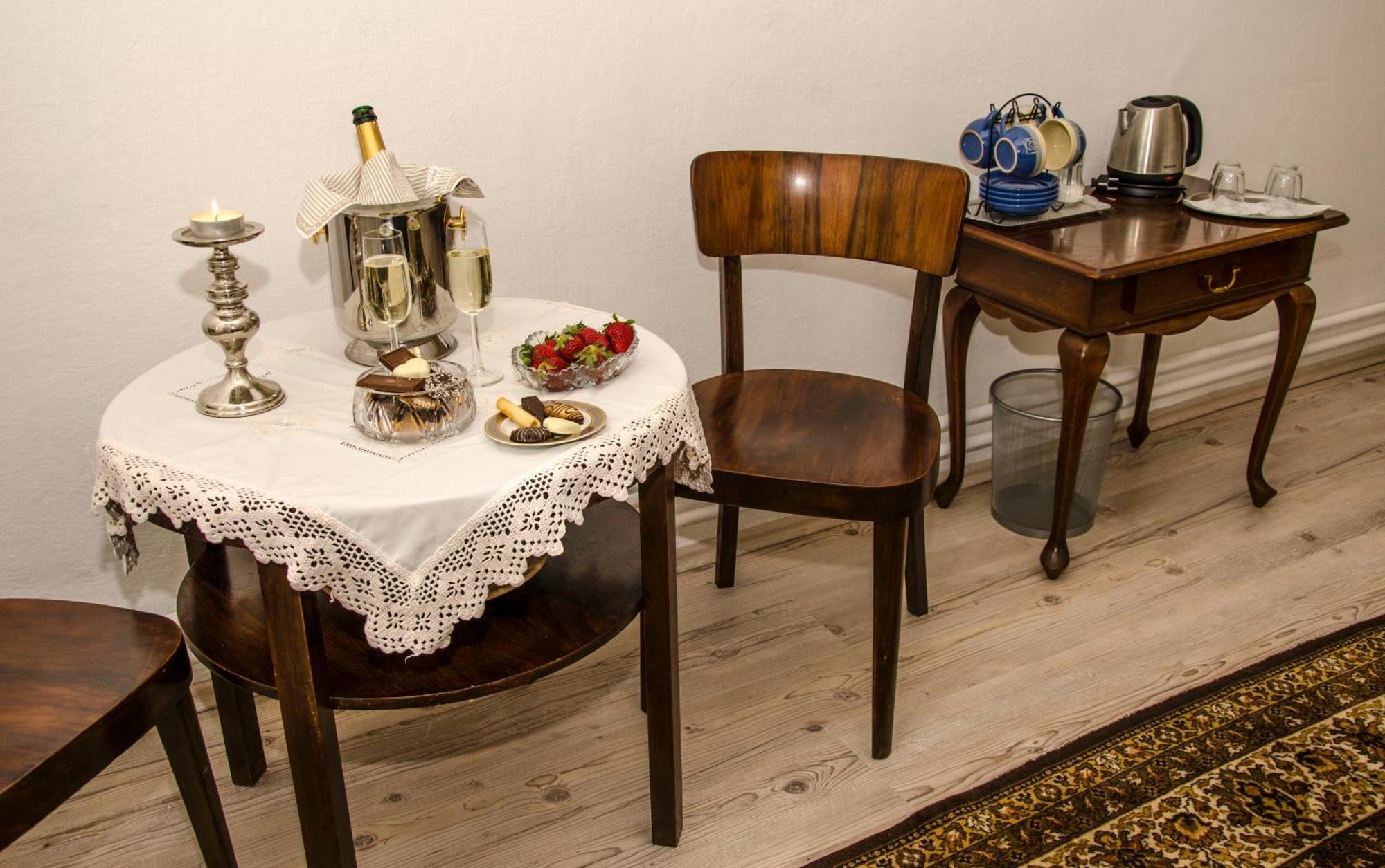 Trubarjev Art Boutique Hotel Laško Zimmer foto